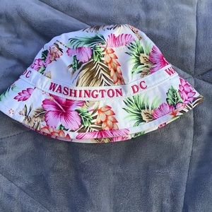 Dc bucket hat